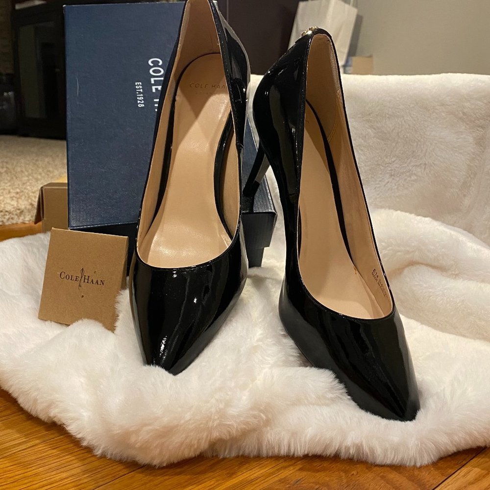 Cole Haan Prieta Black Patent Leather 3" Pump - Size 6